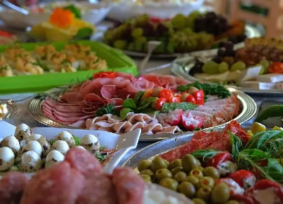 CATERING Catering und Partyservice